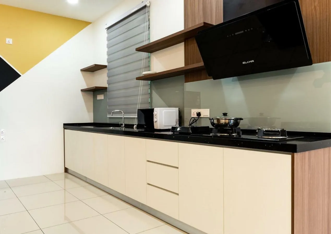Southwest Designer Suite By D Imperio Homestay Penang Bayan Lepas 0*,  Malaysia